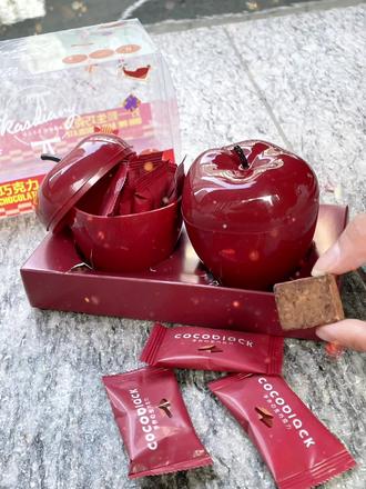 苹果版的巧克力巧克力苹果一起吃